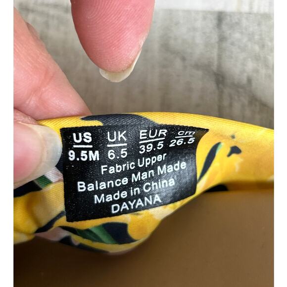 Nauturalizer Women's 9.5 Dayana yellow floral slip on sandal platform espadrille - Picture 6 of 6